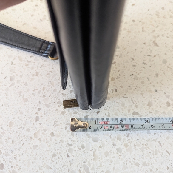 Black Leather HOBO Wallet Wristlette - Picture 11 of 11